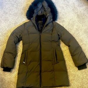 EUC BCBGMaxAzria Women's Dark Olive Down Hooded Puffer Coat